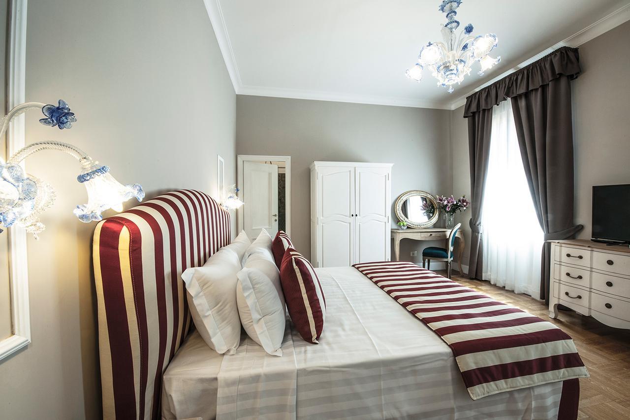 רומא Babuino Grand Suite Luxury Rooms מראה חיצוני תמונה